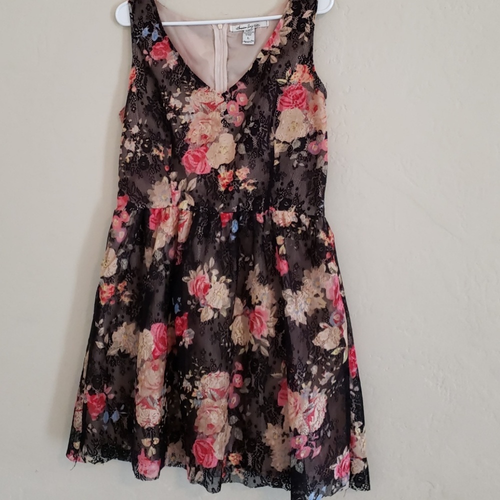 Lace dress